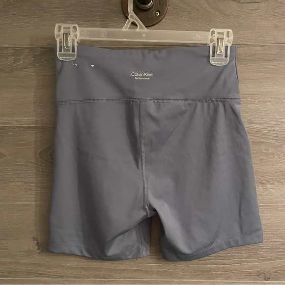 Calvin Klein Performance Set - Picture 8 of 11